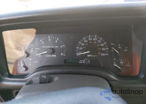 1998 Jeep Cherokee Limited z USA, uszkodzony, nr VIN 1J4FJ78S1WL188132